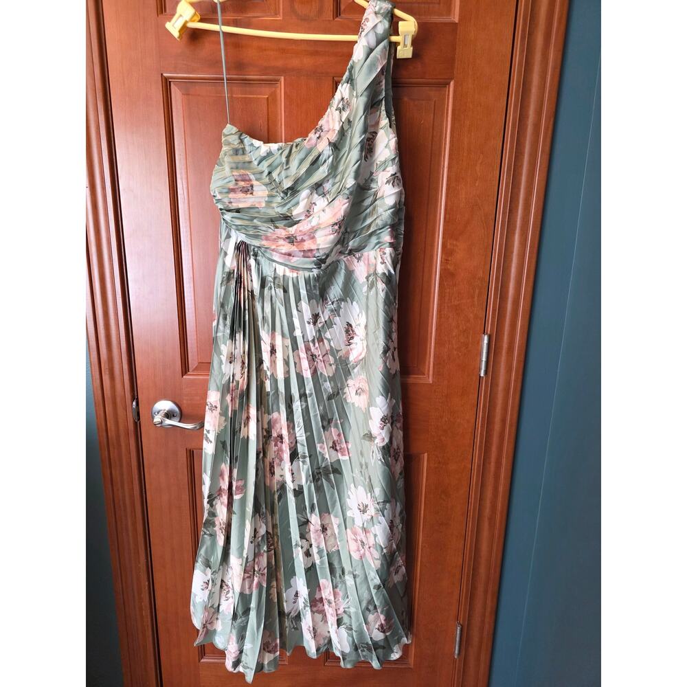Abercrombie & Fitch One-Shoulder Sage Green Floral Pleated Mini Dress
